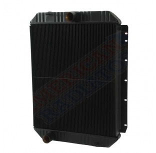 Radiator for International Navistar 1600, 1700, 4600, 4900 (1978-1993)